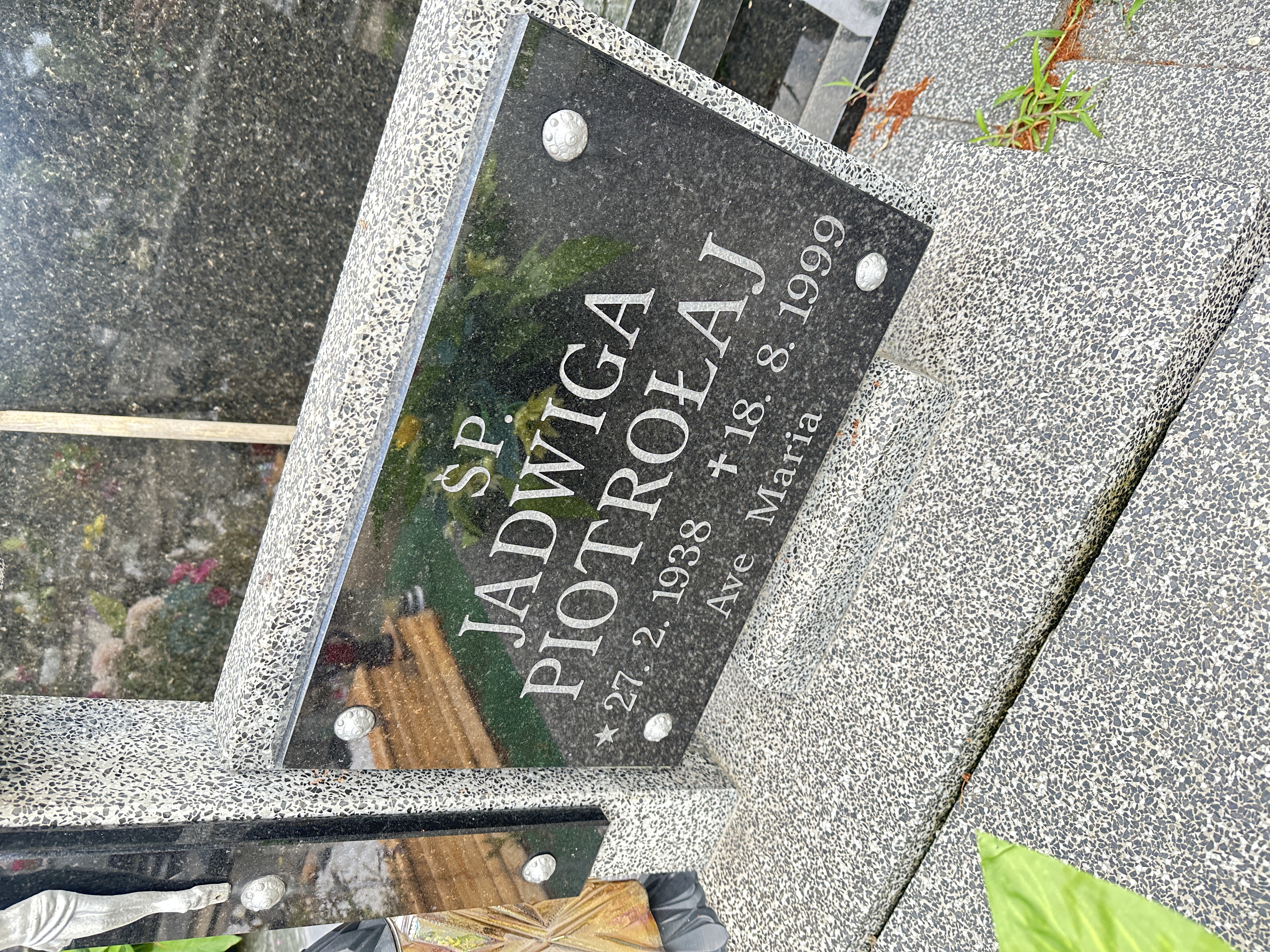 Grób Jadwiga Piotrołaj