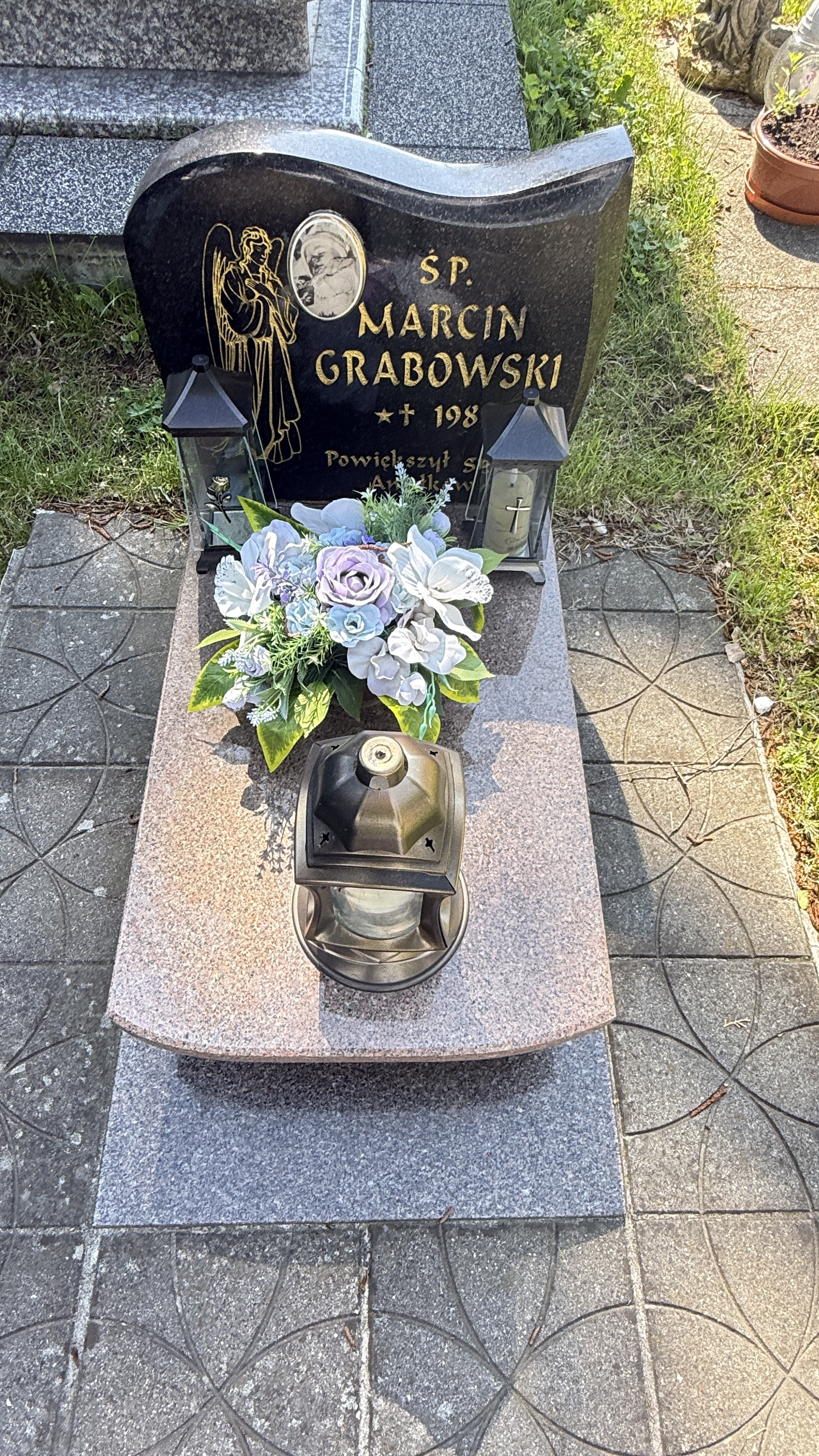 Grób Marcin Grabowski