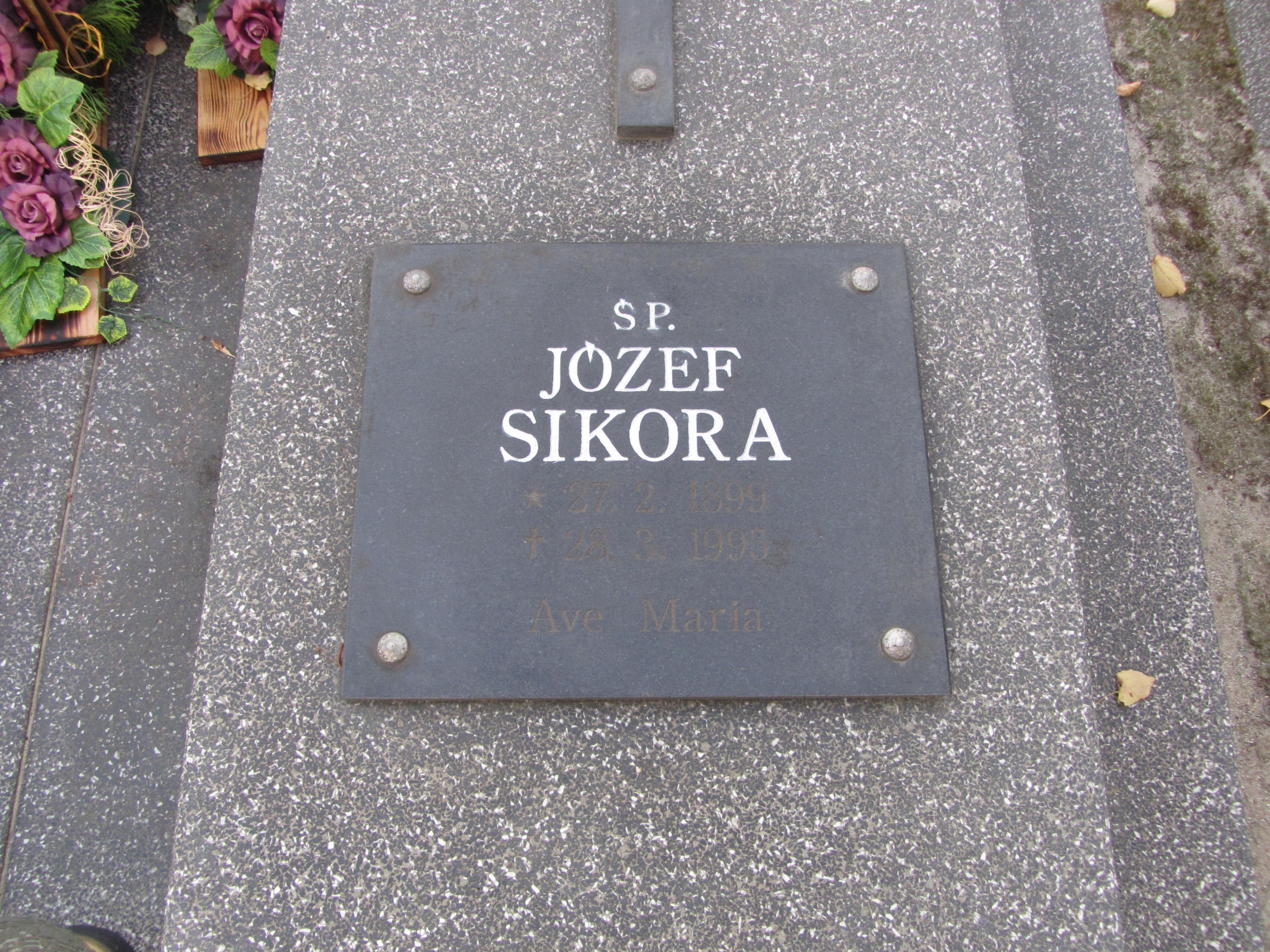 Grób Józef Sikora